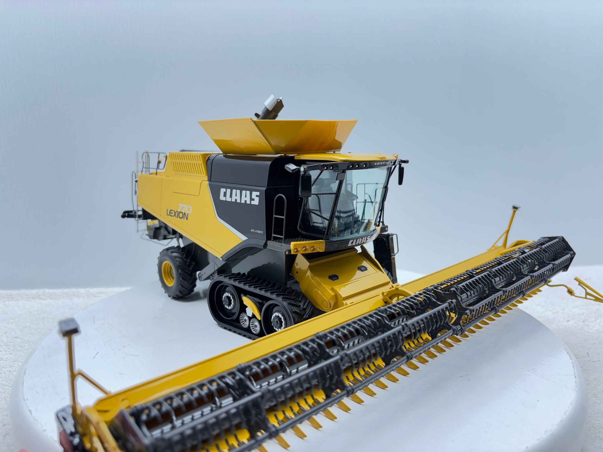 1/32 Lexion 770TT