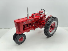 1/16 McCormick Farmall Super M