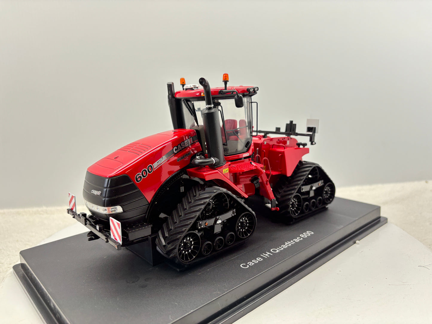 1/32 Case IH 600 QuadTrac