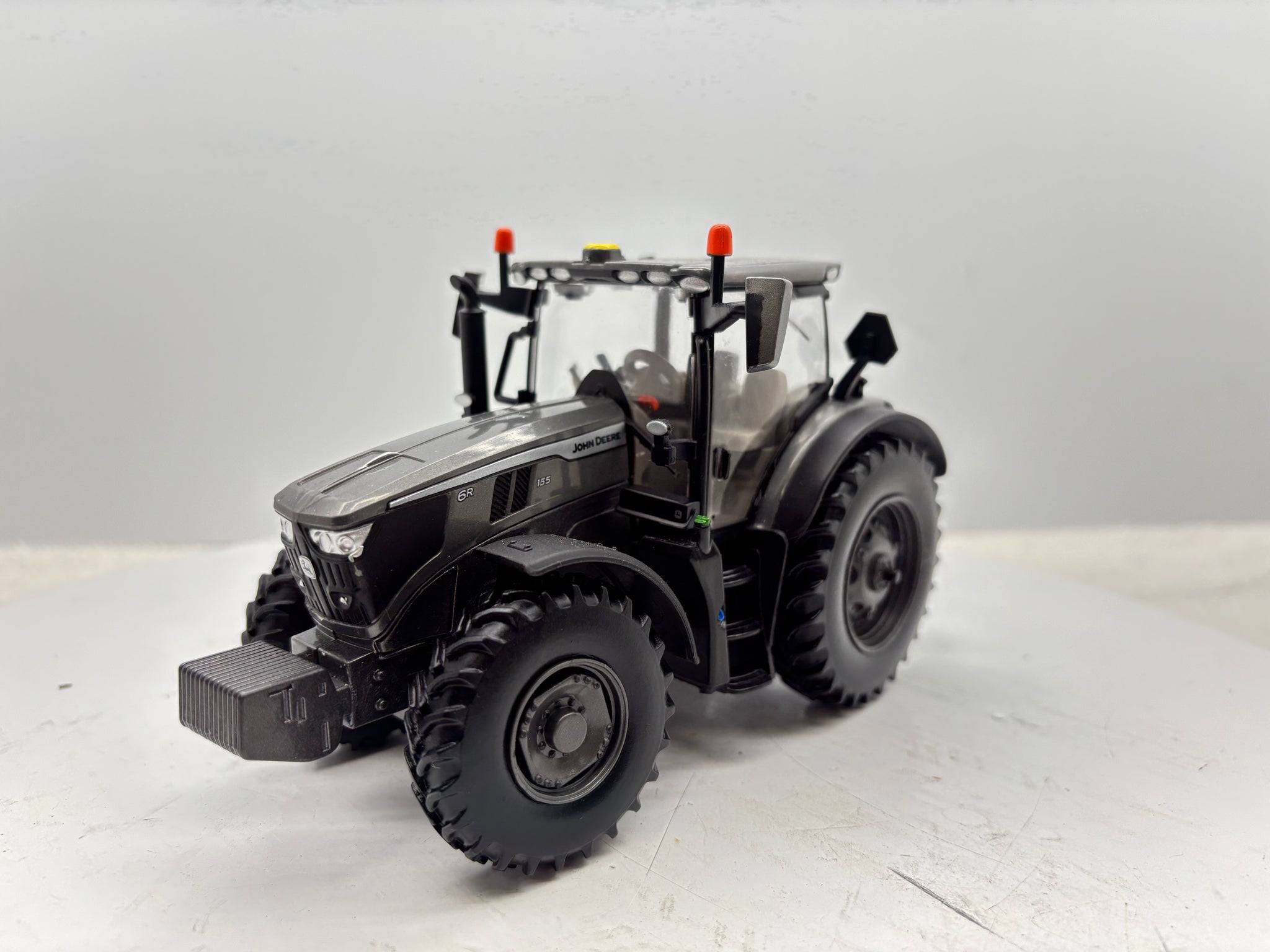1/32 John Deere 6R 155 Charcoal