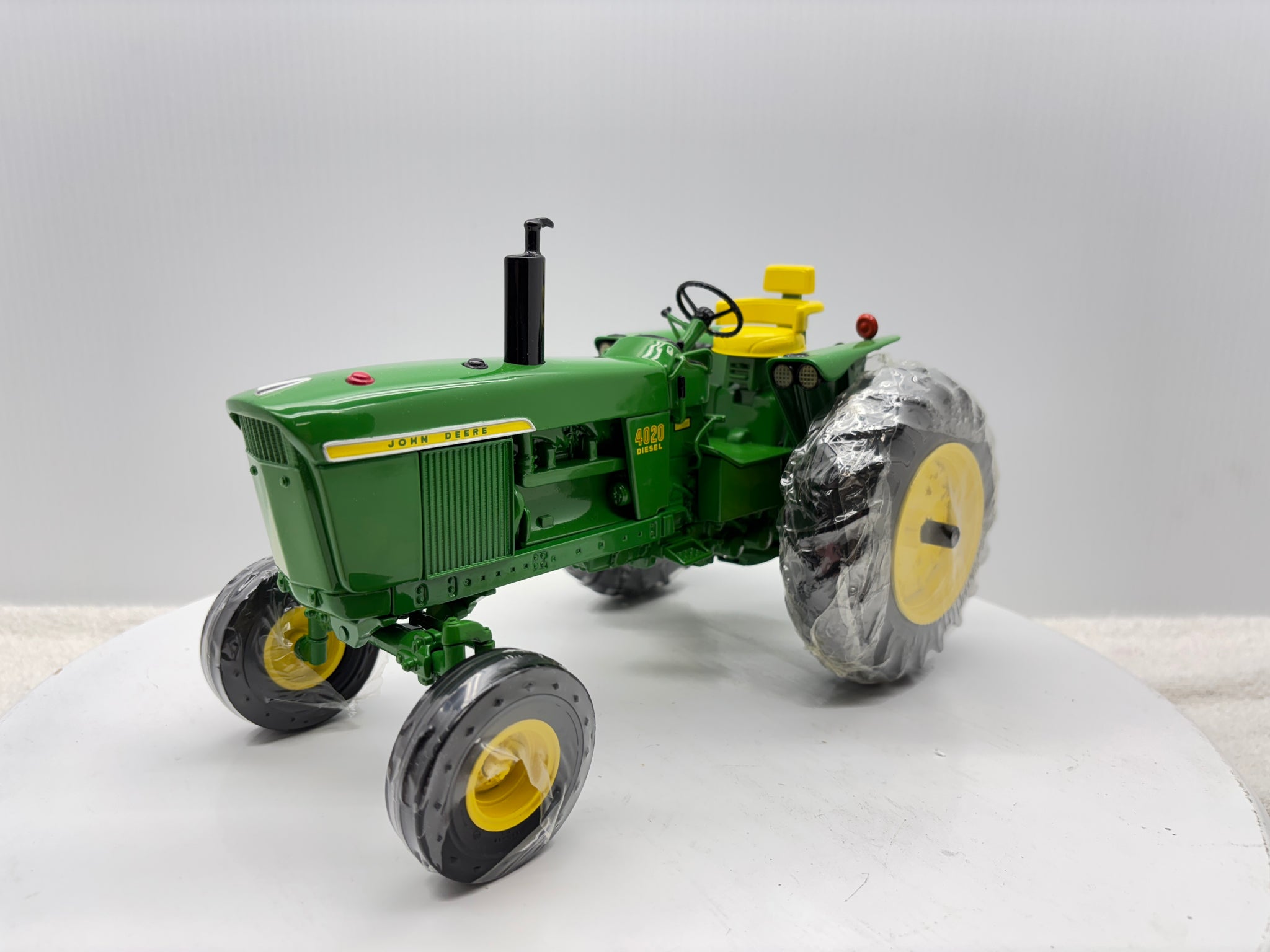 1/16 John Deere 4020 Precision