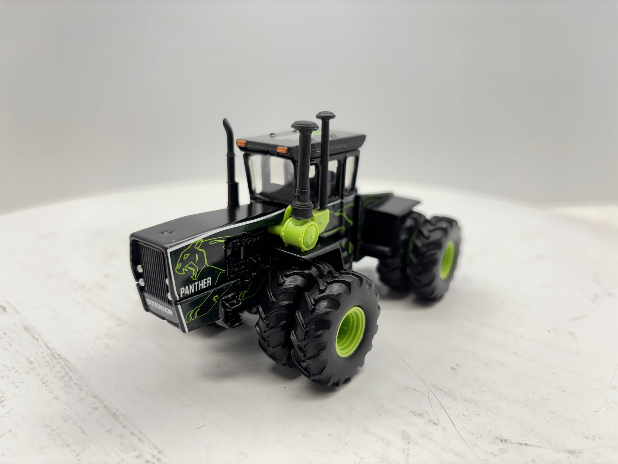 1/64 Steiger Panther