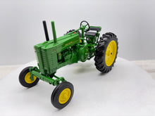 1/16 John Deere Model G Prestige