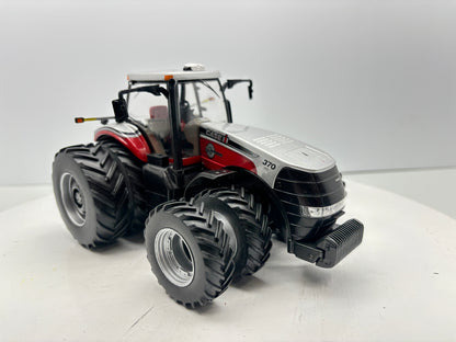 1/32 Case IH Magnum 370 Farm Show