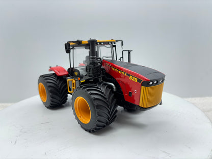1/32 Versatile 620 LSW