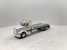 1/64 Peterbilt 385 Rollback White