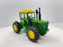 1/32 John Deere 7520