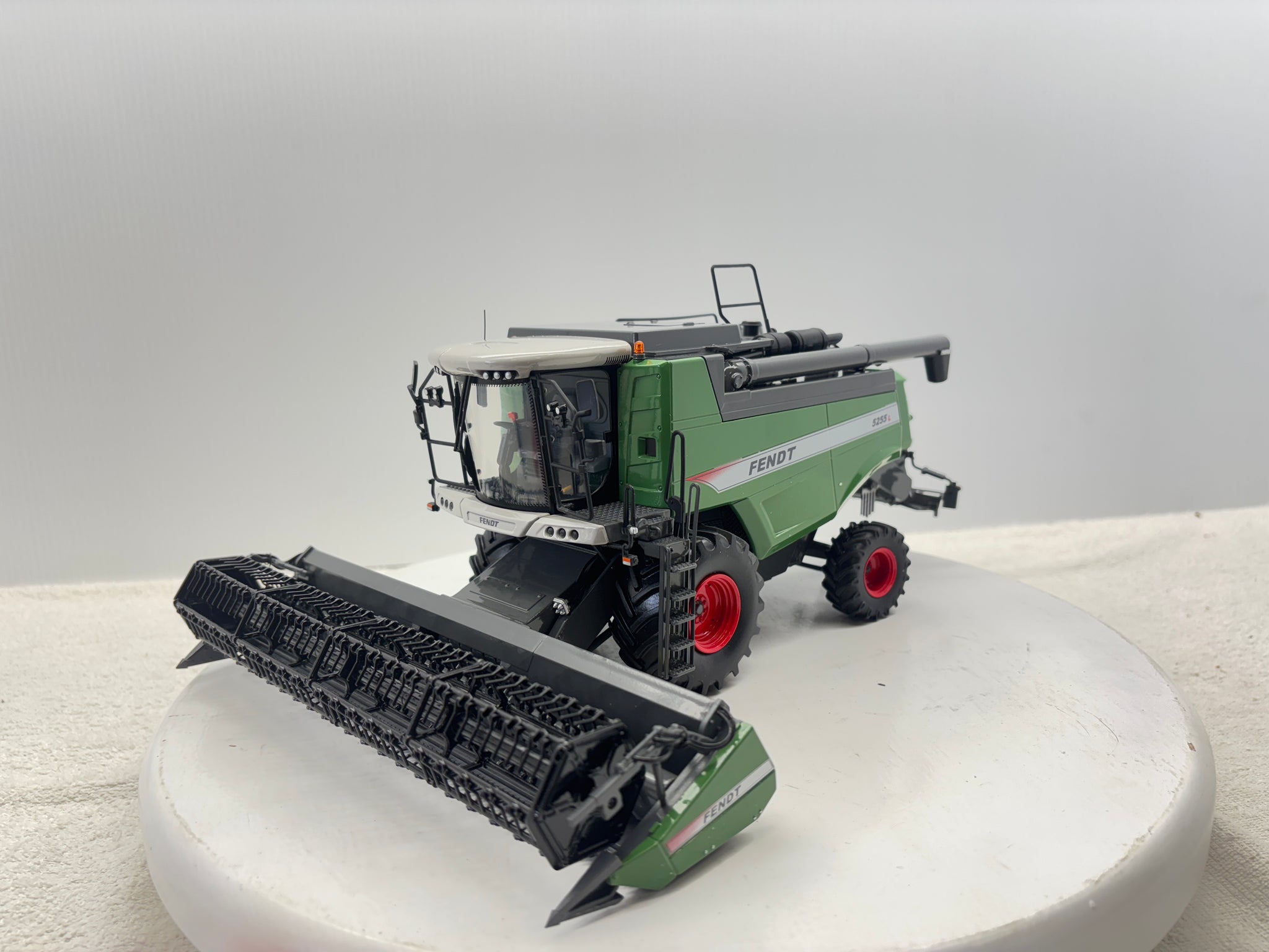 1/32 Fendt 5255L
