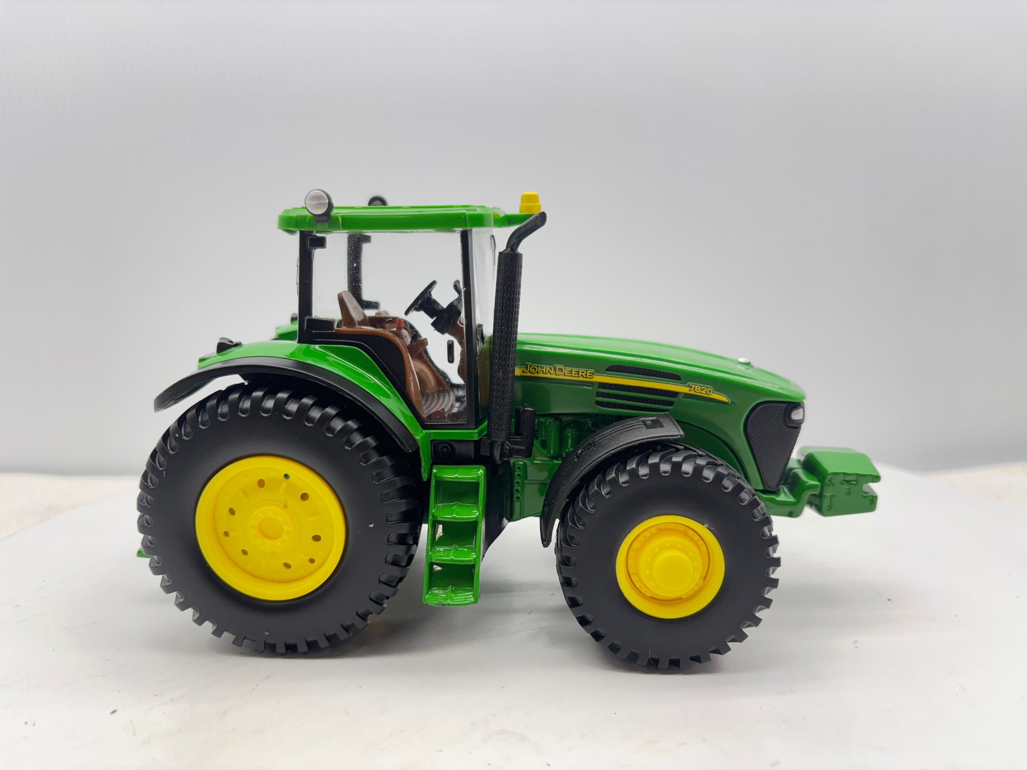 1/32 John Deere 7820