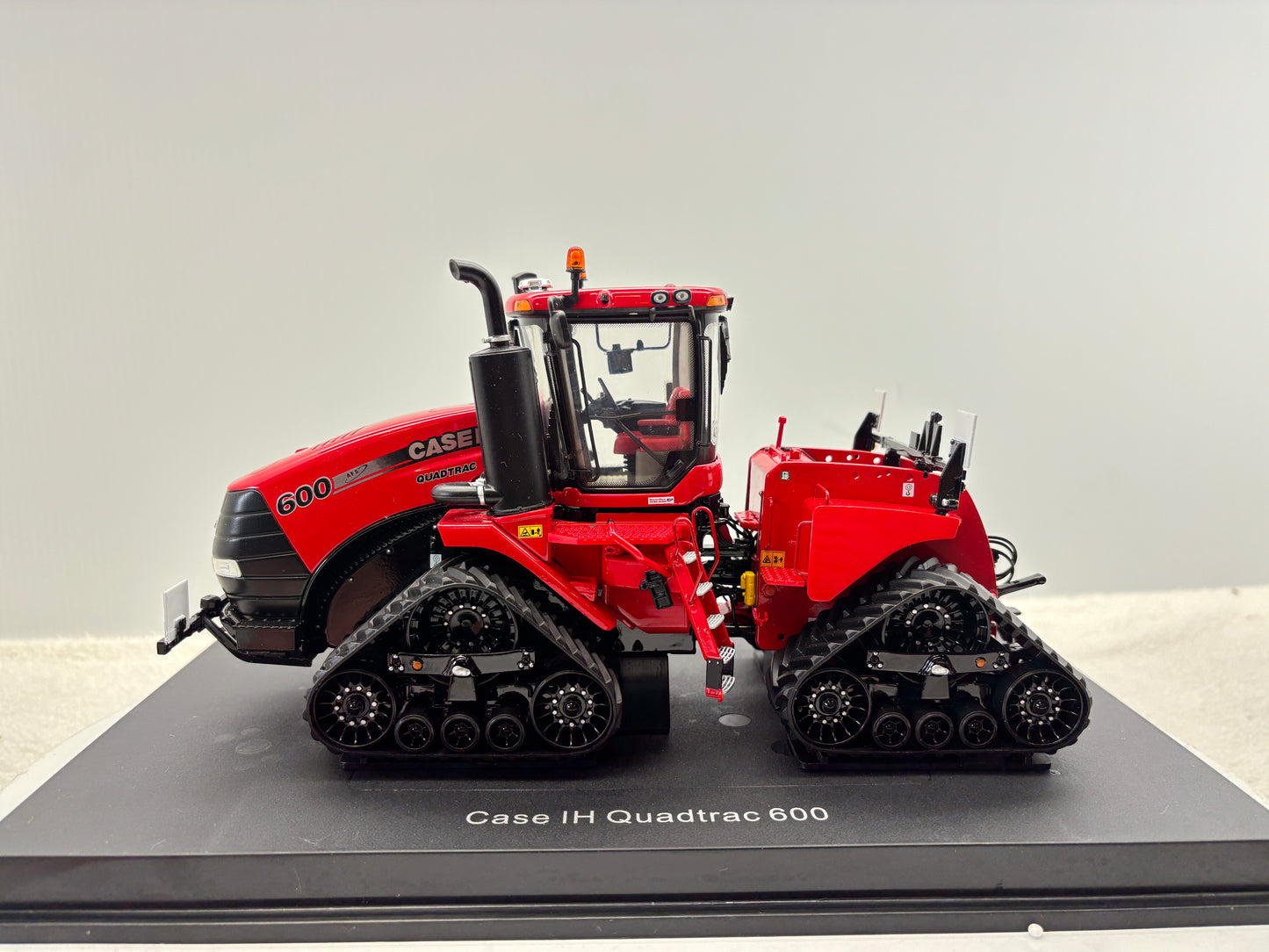 1/32 Case IH 600 QuadTrac