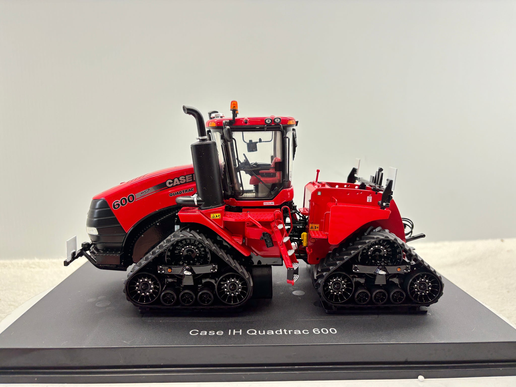 1/32 Case IH 600 QuadTrac