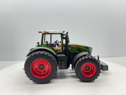 1/32 Fendt 942 Vario Row Crop