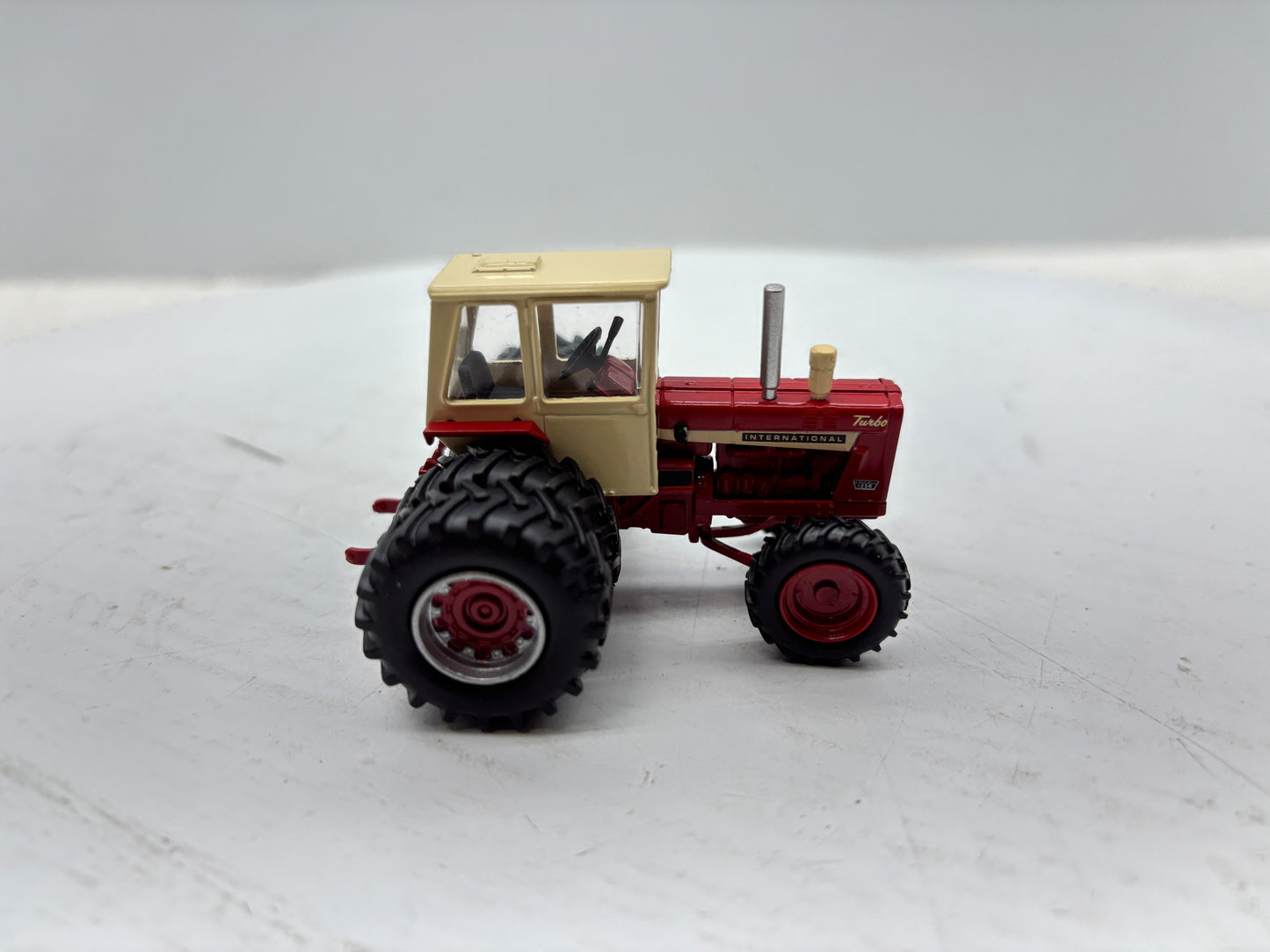 1/64 International 1256 4WD