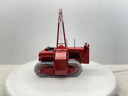 1/25 International TD-24 Pipe Layer