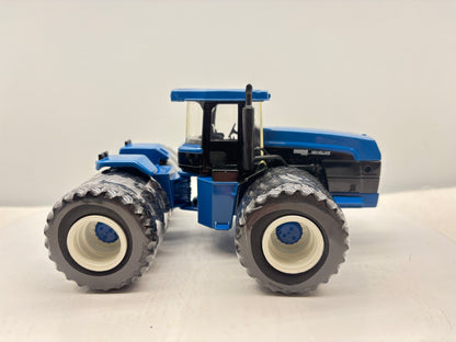 1/32 New Holland 9882 Collectors Edition