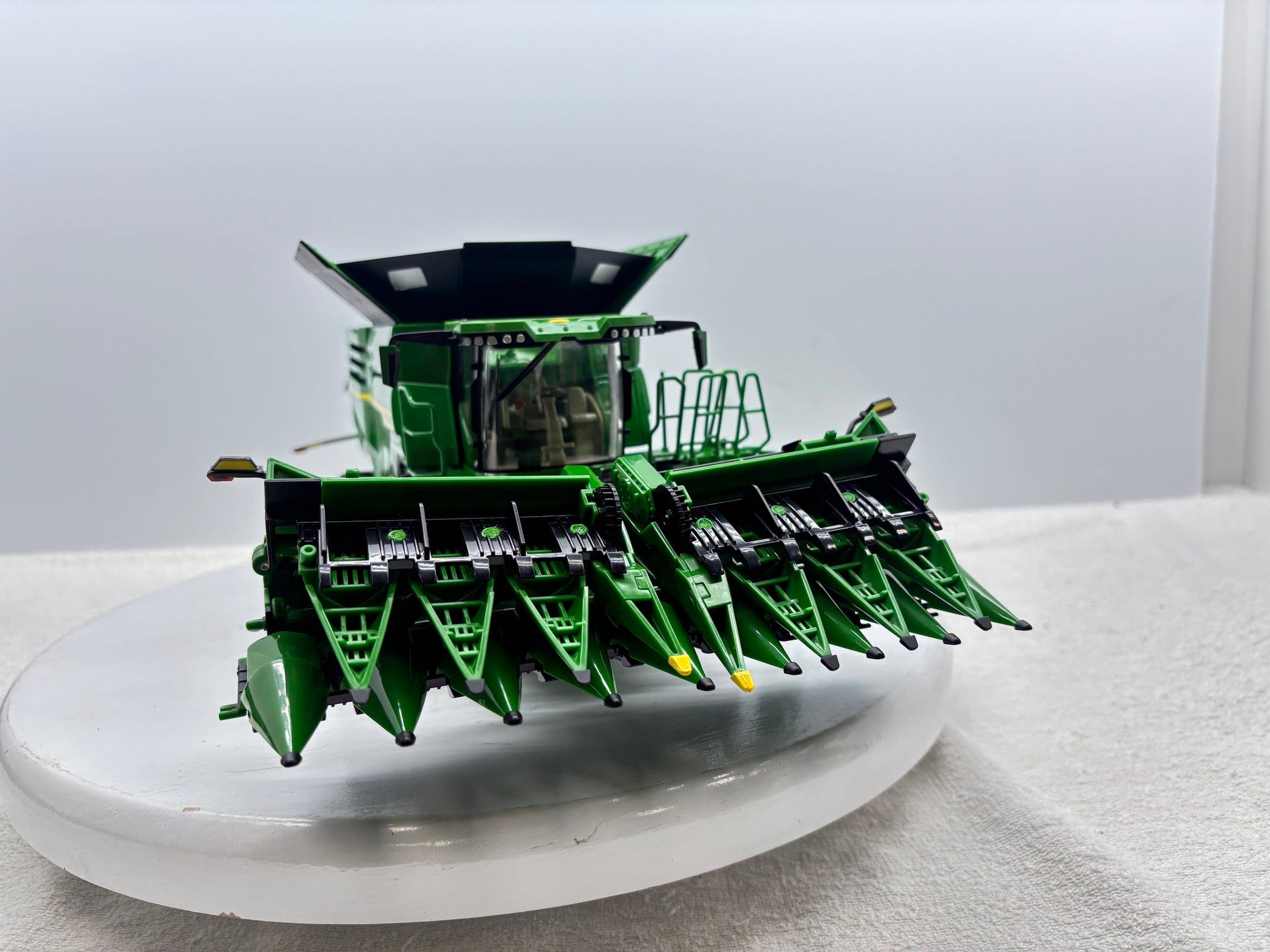 1/32  John Deere X9 1000 Prestige