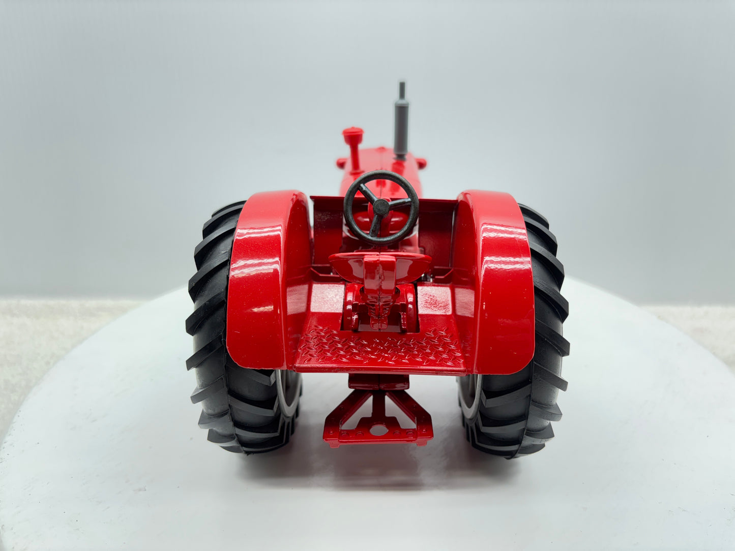 1/16 International 650