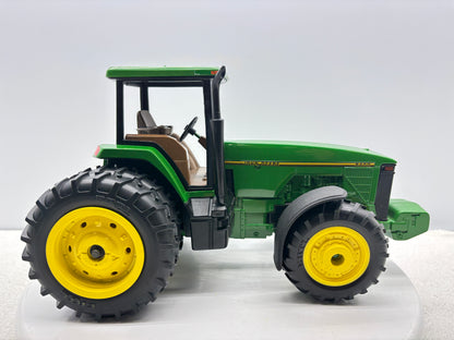 1/16 John Deere 8400
