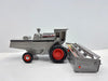 1/32 Allis-Chalmers Gleaner L2 Red Stripe