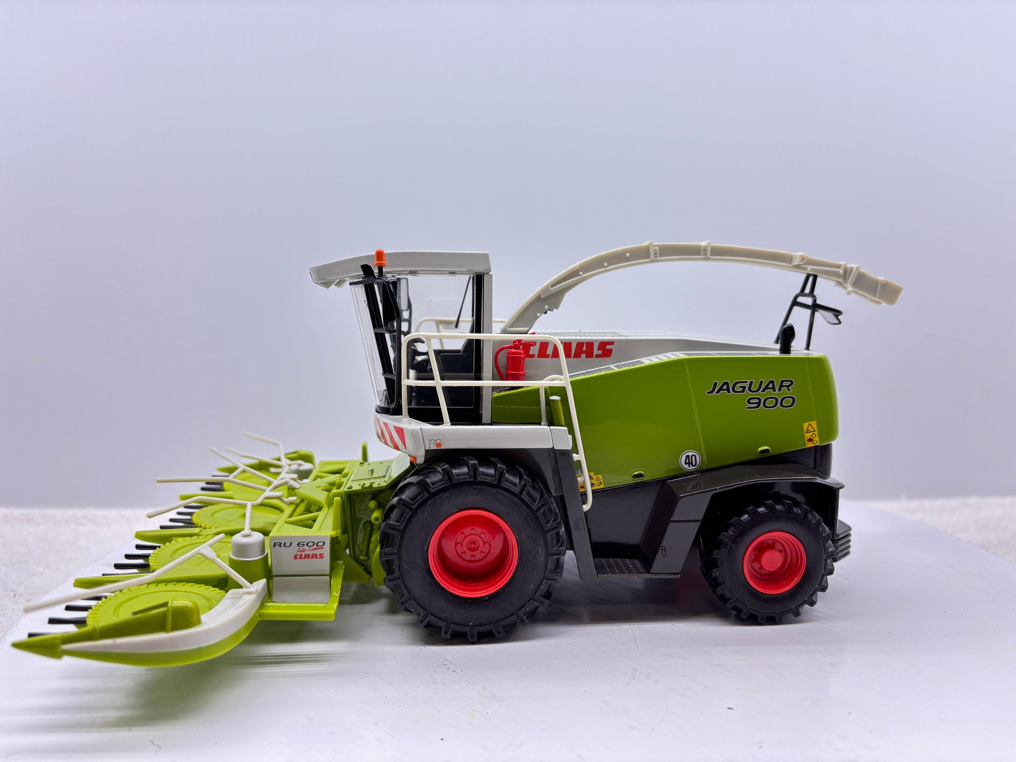 1/32 Claas Jaguar 900