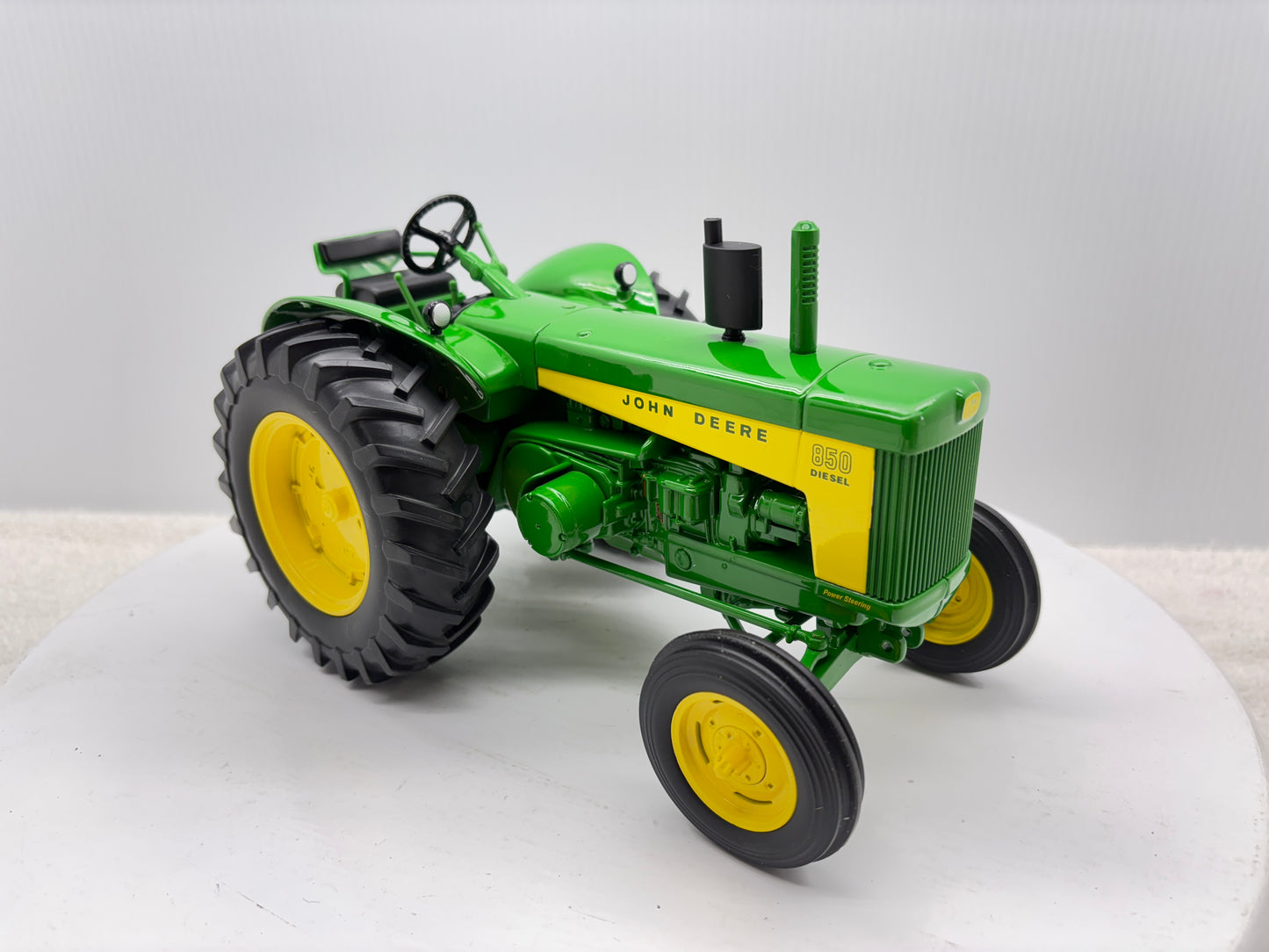 1/16 John Deere 850 Prototype Two Cylinder