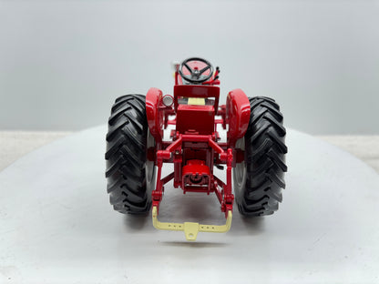 1/16 International 460 Utility