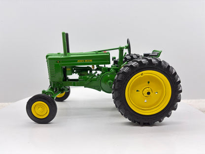 1/16 John Deere Model G Prestige