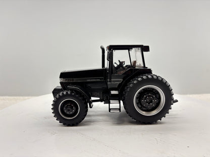1/32 Case IH Magnum 7250