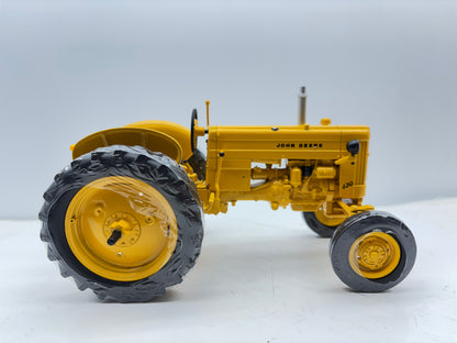 1/16 John Deere 420 Industrial
