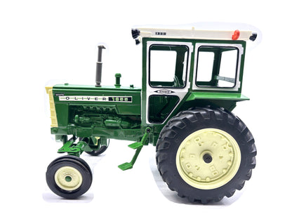 1/16 Oliver 1655 with Hiniker Cab