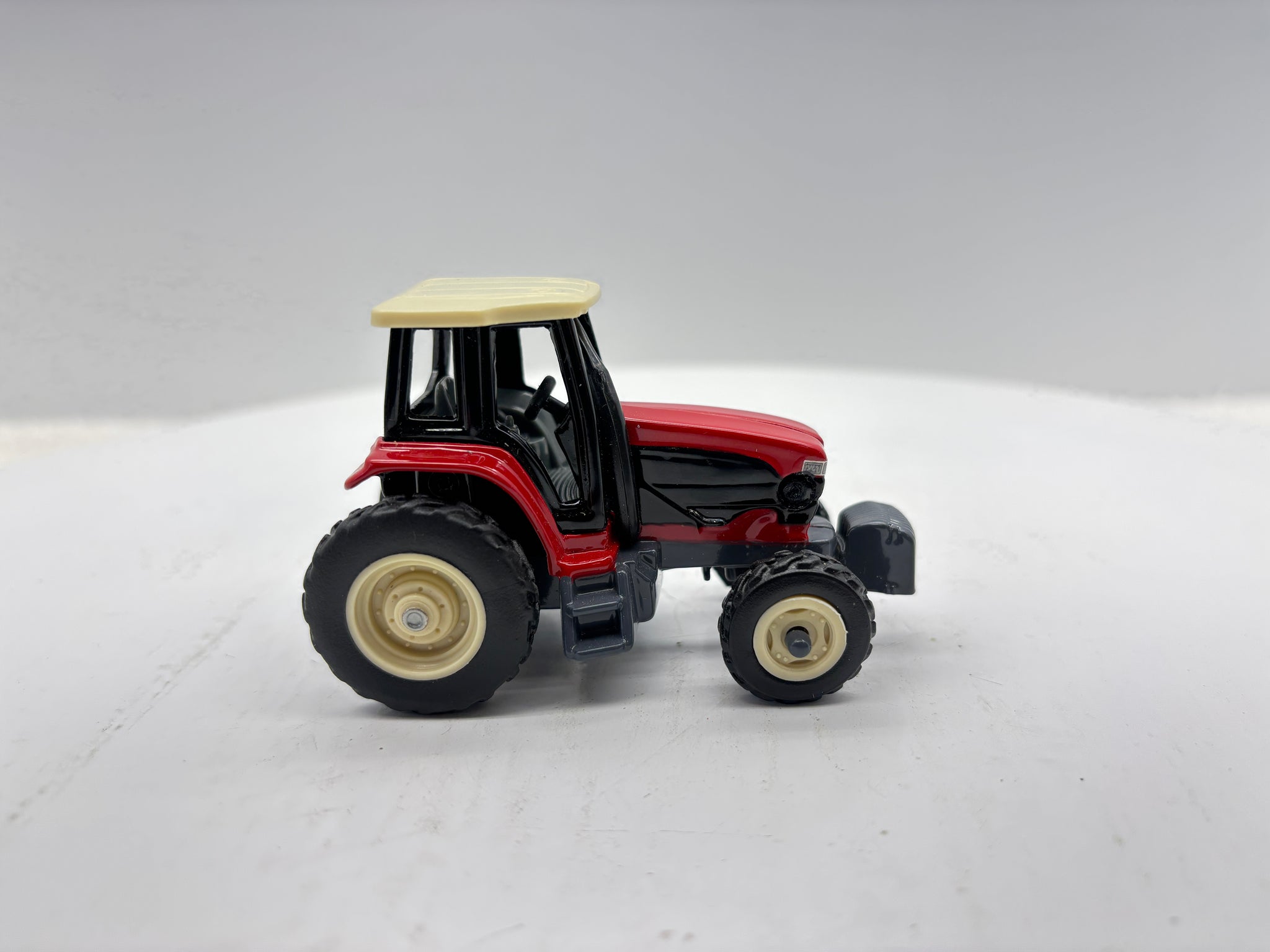1/64 Buhler Versatile Genesis