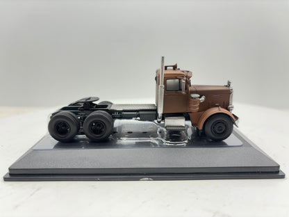 1/64 Peterbilt 281 (1955)