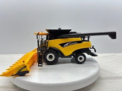 1/16 New Holland CR9060
