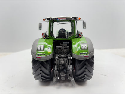 1/32 Fendt 1050 Vario