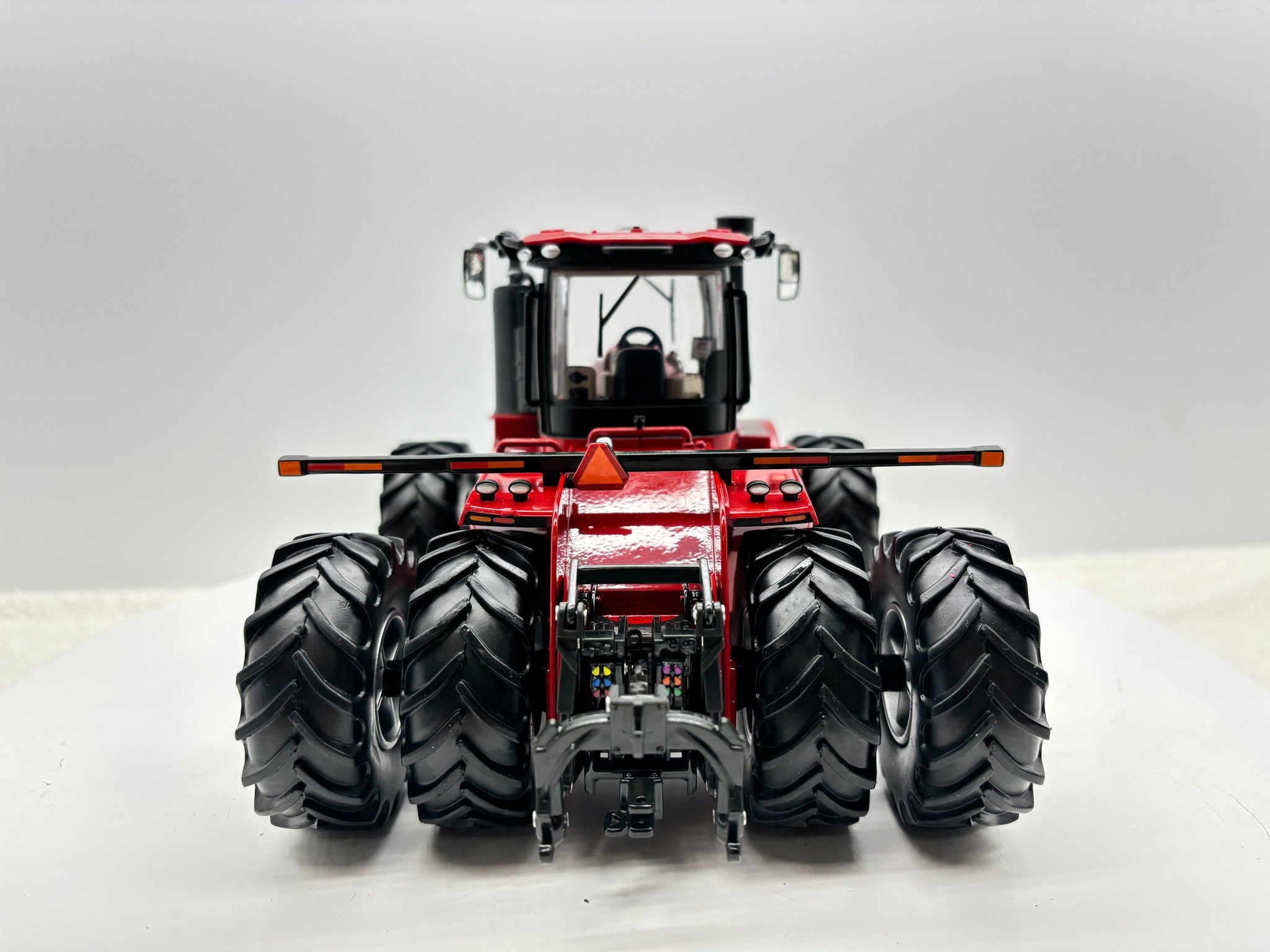 1/32 Case IH 595 Duals