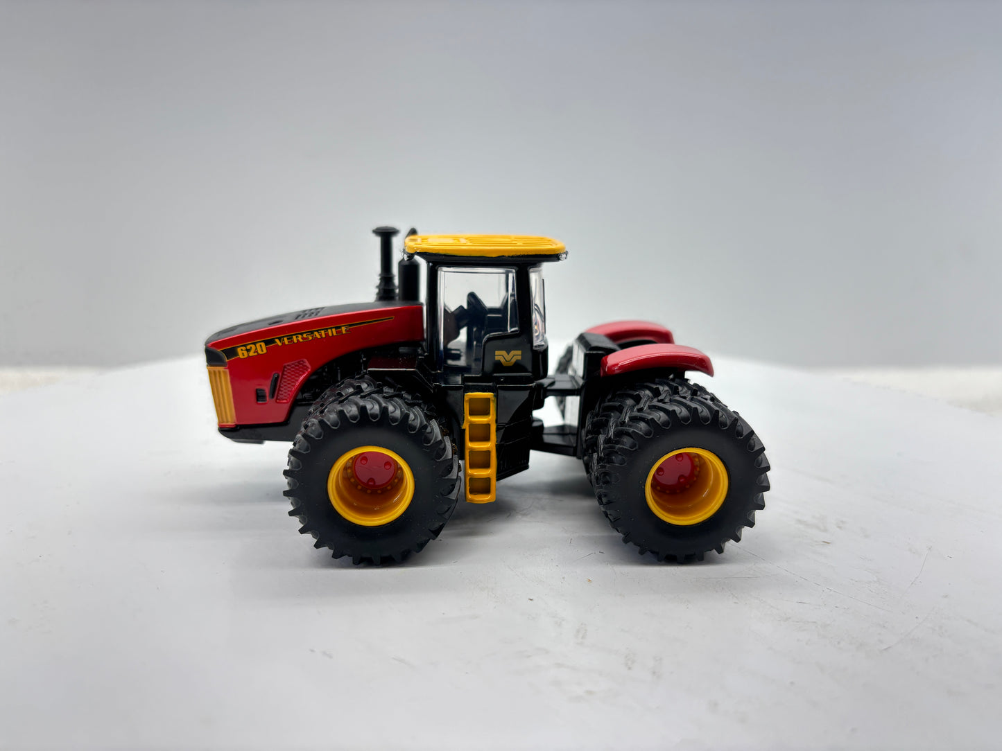 1/64 Versatile 620 Duals