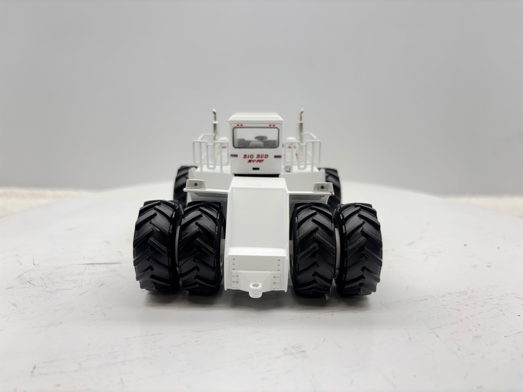 1/64 Big Bud 16V-747 1100HP