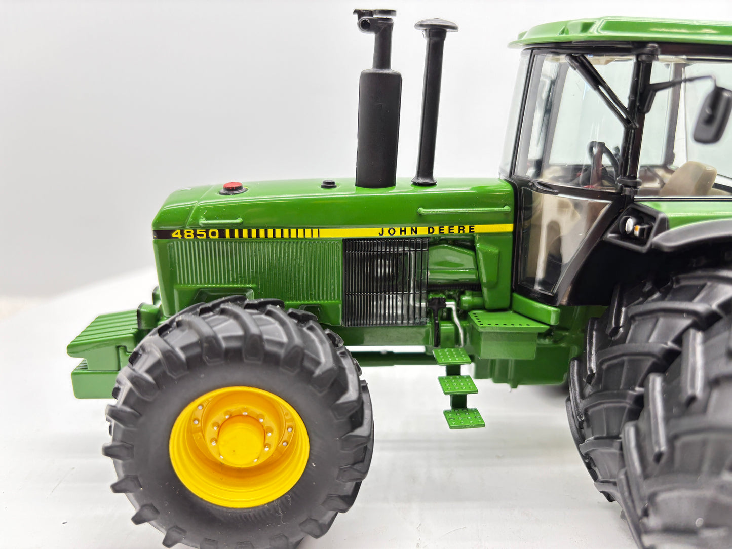 1/32 John Deere 4850