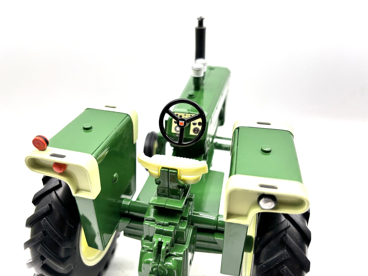 1/16 Oliver 1950-T