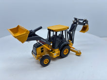 1/50 John Deere 320 P-Tier
