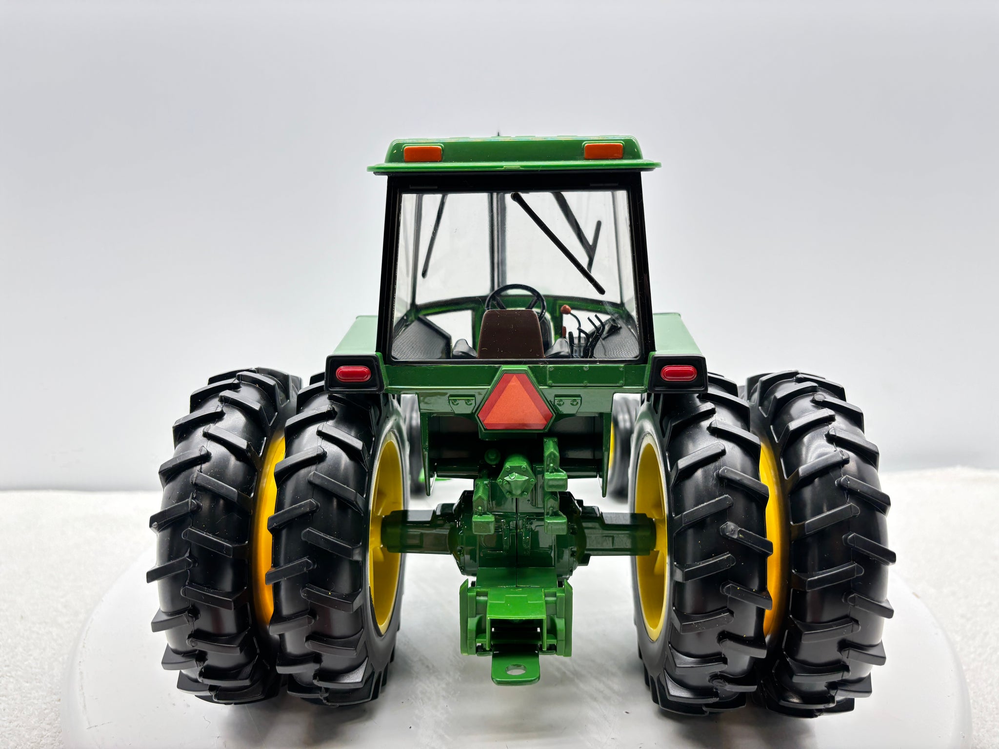 1/16 John Deere 4630
