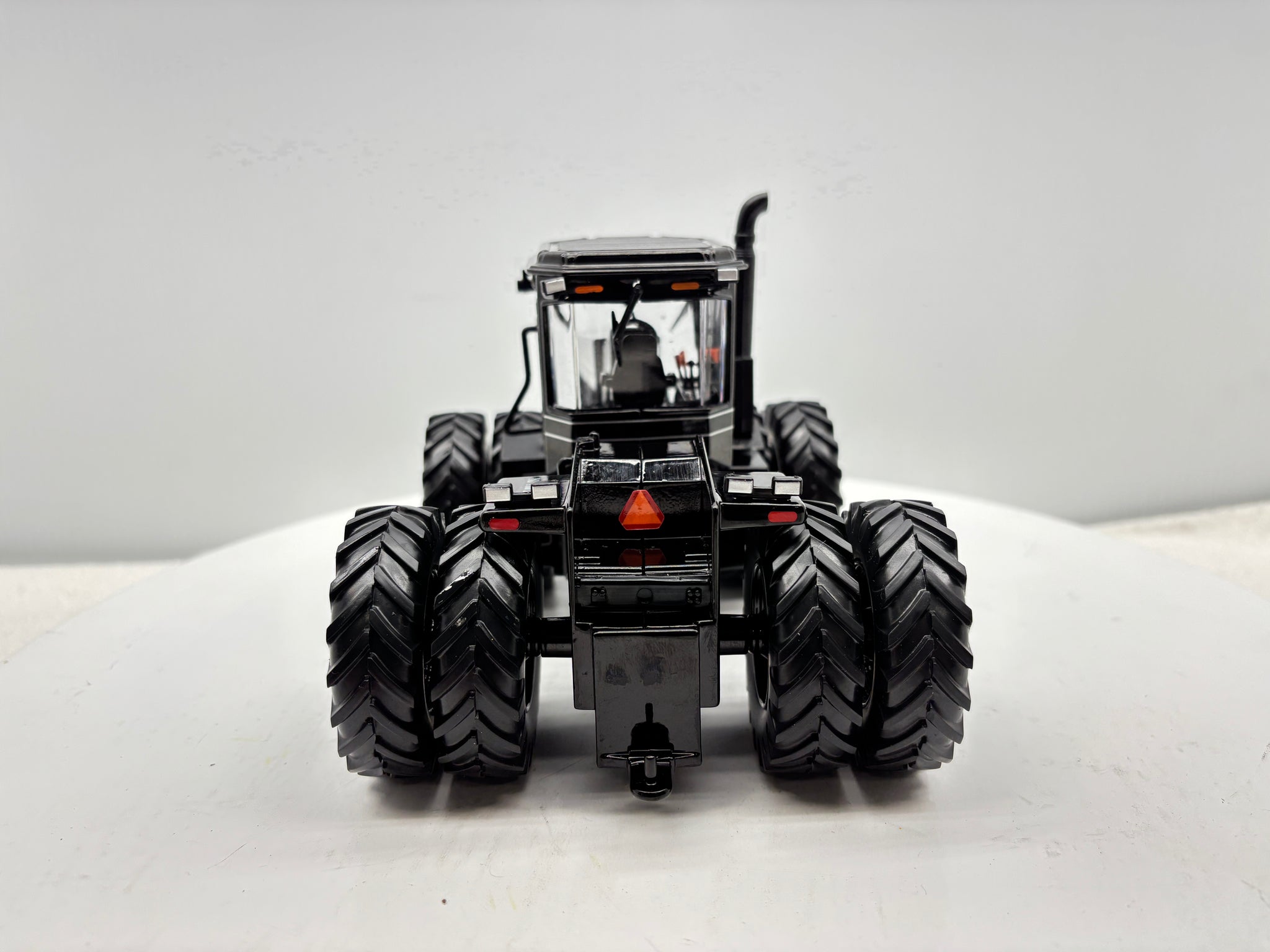 1/32 Case IH 9250 NFTM Black Chaser