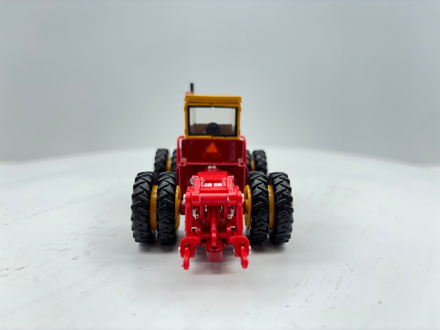 1/64 Versatile 125 Prestige