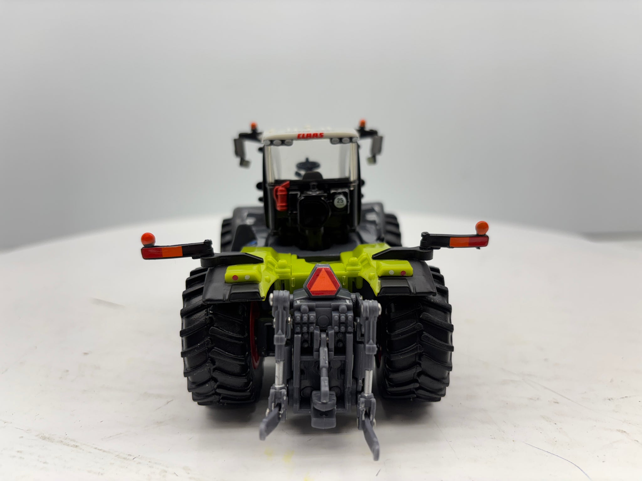 1/64 Claas 5000 Xerion NFTM