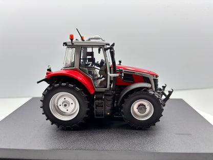 1/32 Massey Ferguson 65.180 Red