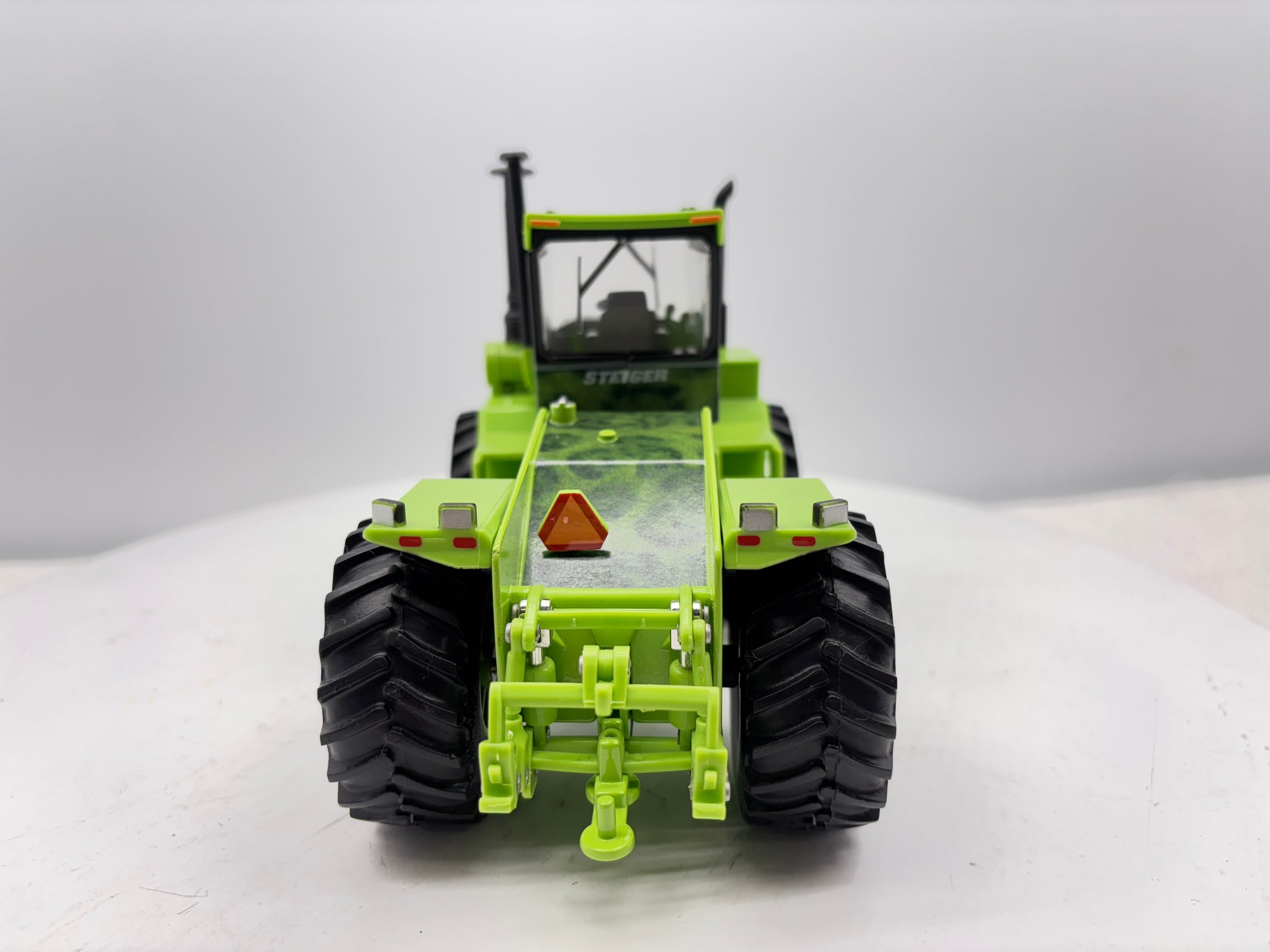 1/32 Steiger Cougar ''Wild About Steiger''