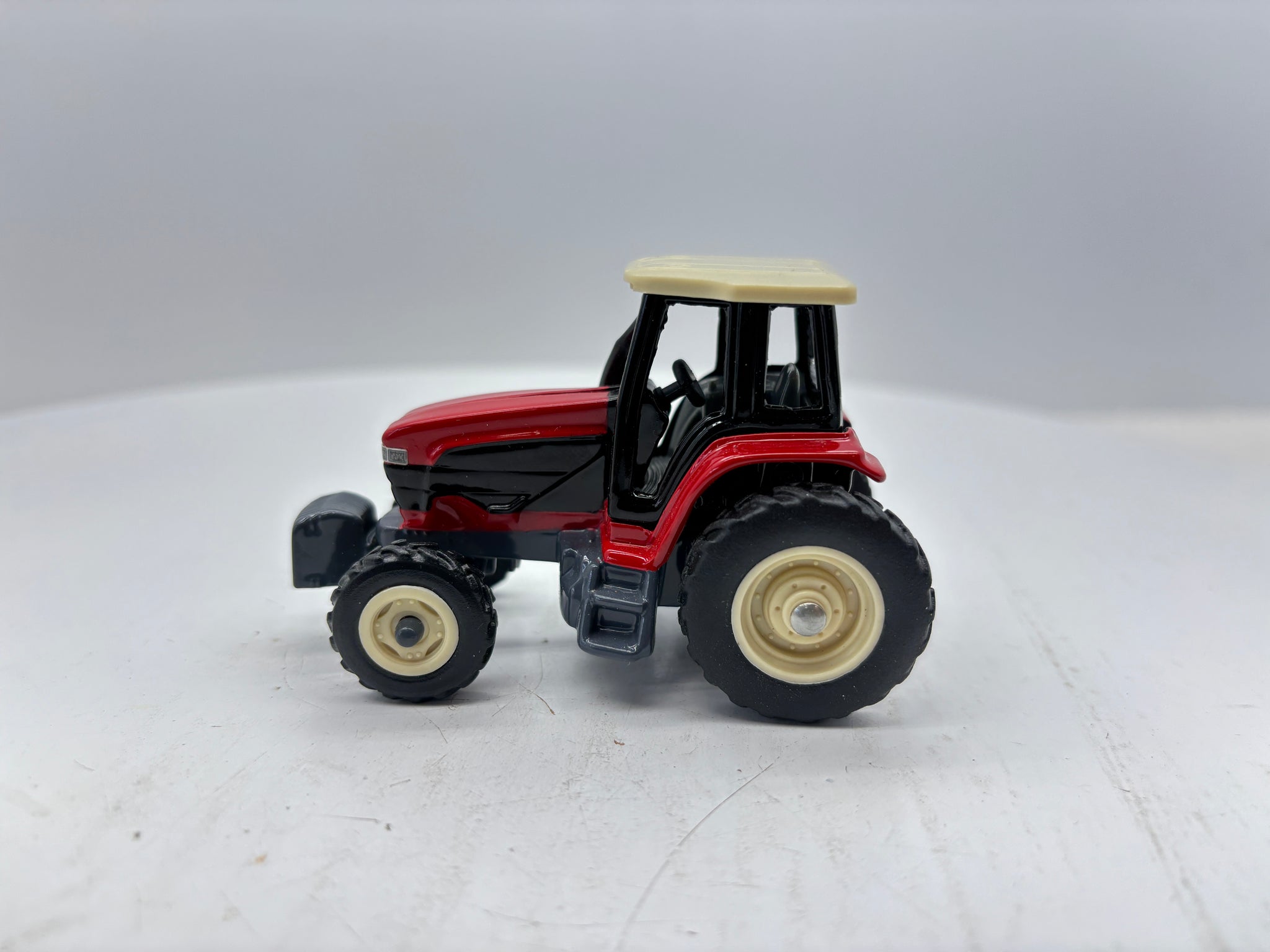 1/64 Buhler Versatile Genesis