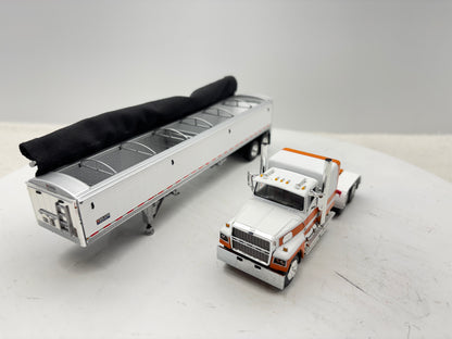 1/64 Ford LTL - 9000