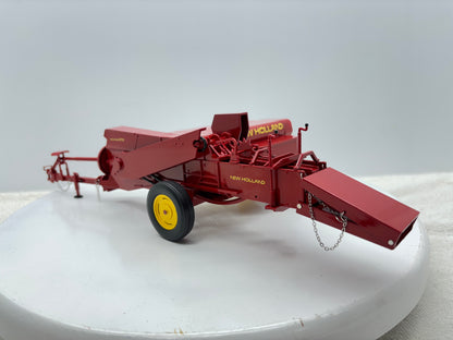 1/16 New Holland 273