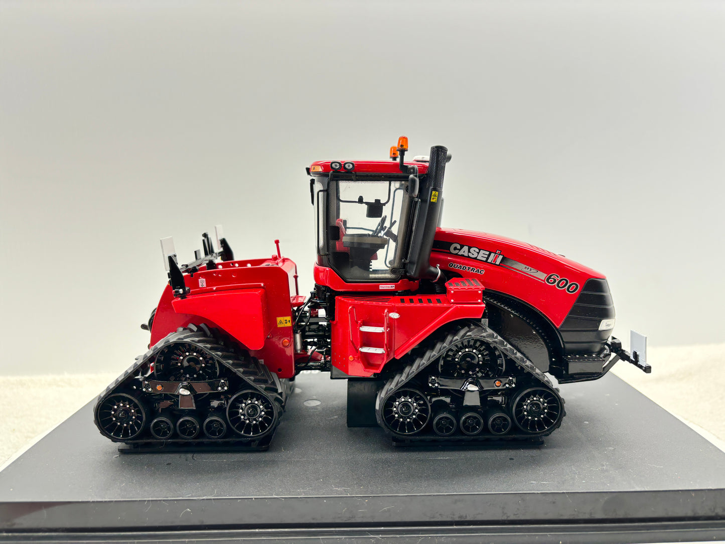 1/32 Case IH 600 QuadTrac